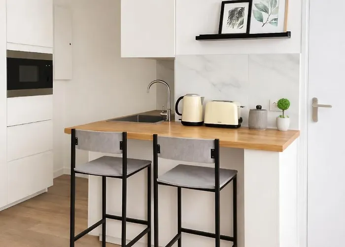 Joli Deux-pieces Lumineux Dans Le 12e A Apartmán *